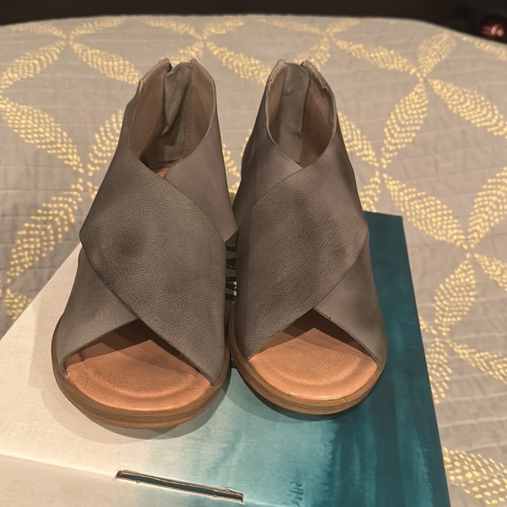 Roan By Bed Stu “Betty” Leather Sandals - Picture 3 of 9